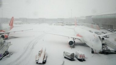 Extreme weather in London. 125 Moldovans blocked in Luton airport