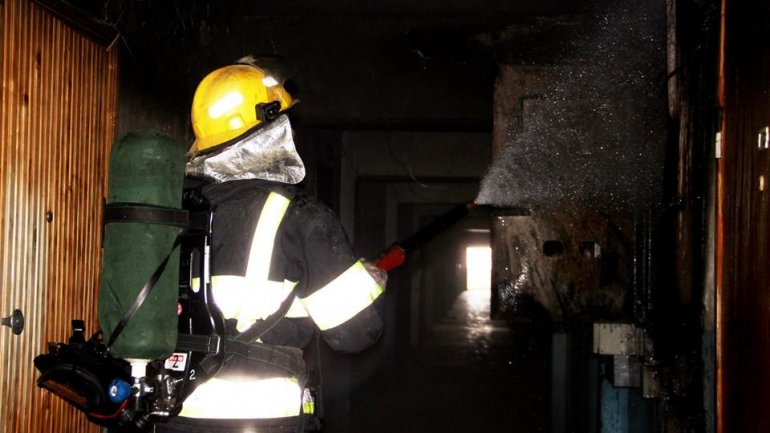 Flames took over an apartment block from Capital. No victims reported