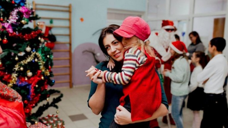 Children from placement center awarded gifts of Foundation Edelweiss's Santa Claus 