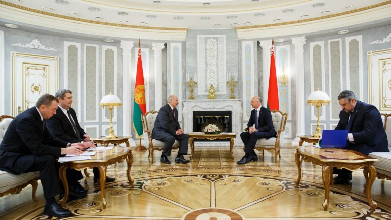 PM Pavel Filip met with President of Belarus, Alexander Lukashenko to speak of Moldova- Belarus relations