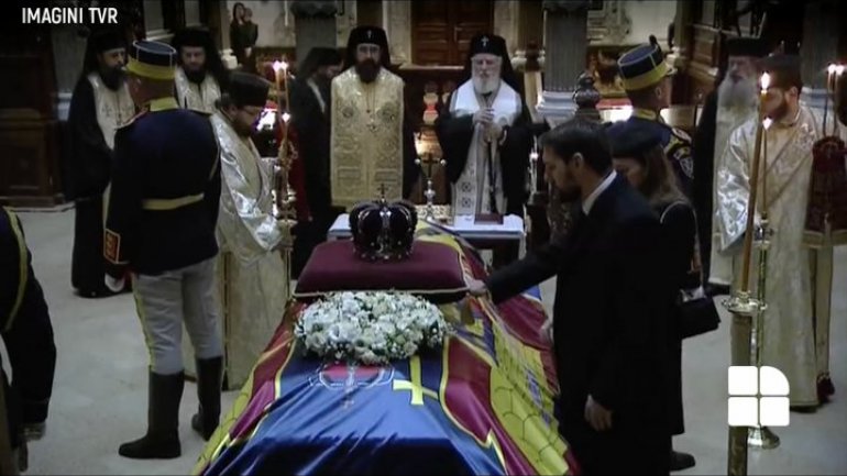 Casket of King Michael I arrived in Romania