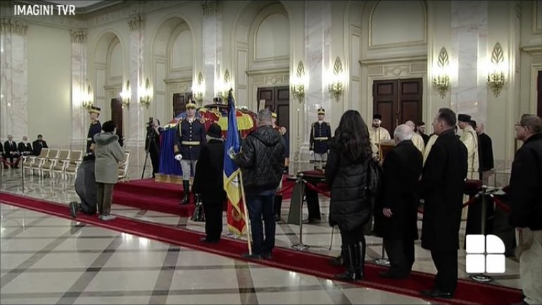 Royal funeral of Romanian King Michael I: Thousands people paid last tributes at Royal Palace in Bucharest 