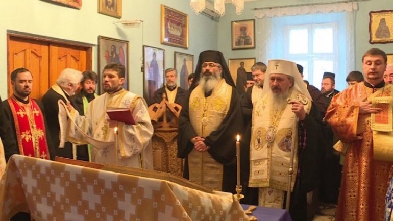 Tens of Romanians from Moldova participated to religious service dedicated to National Day of Romania