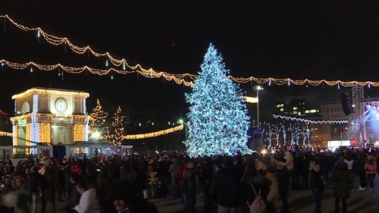 Holidays came in Capital. Lights from PMAN were lit this evening