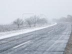 Icy roads caused 1 truck to be stuck in Troița Nouă village and another 6 stopped to avoid blockages