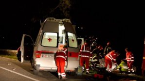 Terrifying! Man hit to death by car while talking on phone