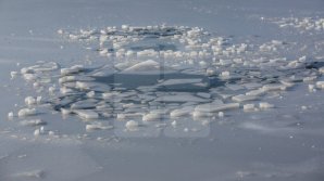 PHOTOREPORT. Panic at Valea Morilor lake. Fishermen fell under ice