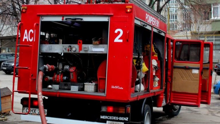 National hotel is on fire. Firemen and police are already there