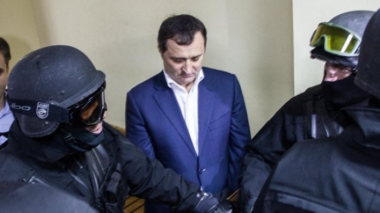 Vlad Filat remains behind bars. CSJ rejected his lawyers' appeal