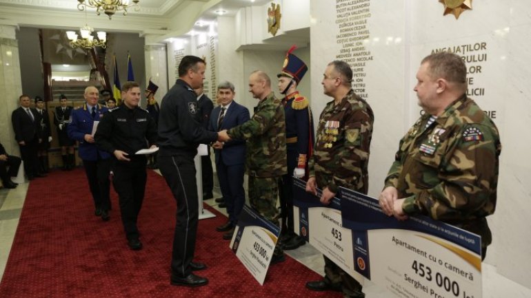 Three war veterans received one-room apartment in Chisinau (Photo)