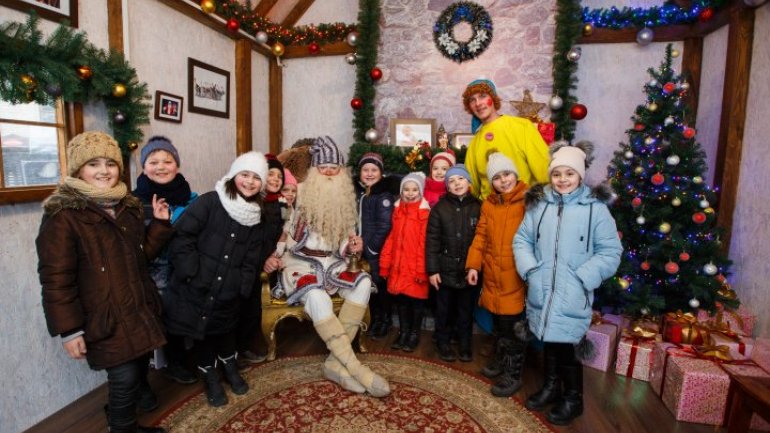 Premier Filip exalted at Christmas Fair: Biggest success was to bring smiles to children's faces