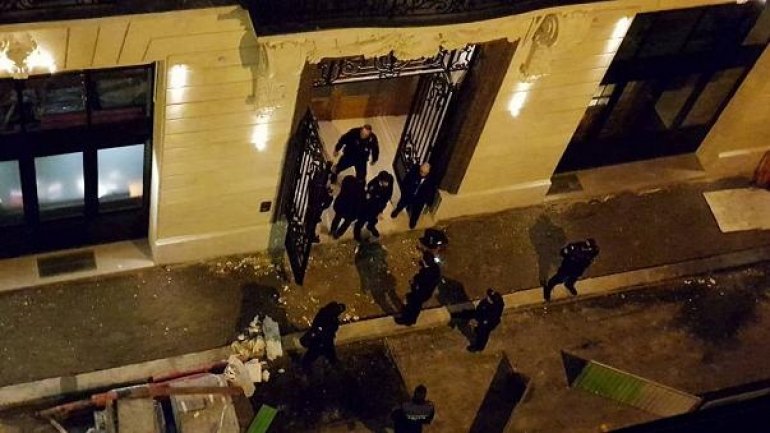 Armed robbery in Paris. Thieves got away with 4.5 mln euro worth of goods