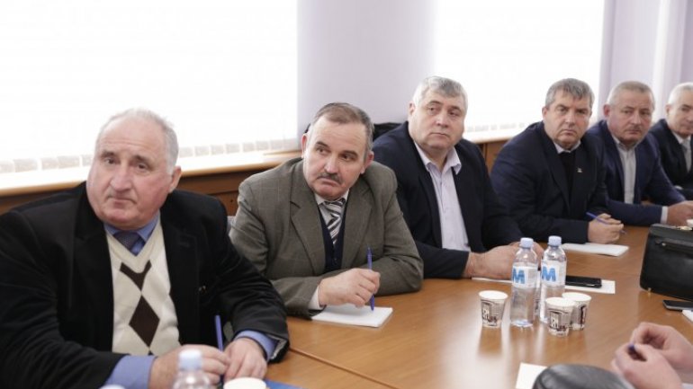 Internal Minister Alexandru Jizdan discussed social problems in meeting with Mayors 