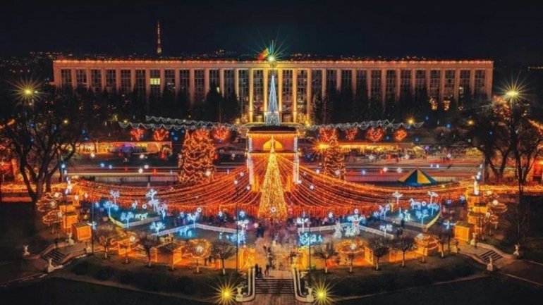 New Year's Eve concert heartened Moldovans on Great National Assembly Square