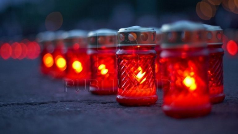 Mourning in Gura Bâcului village. Funerals of people who died in accident from Todiresti village took place today