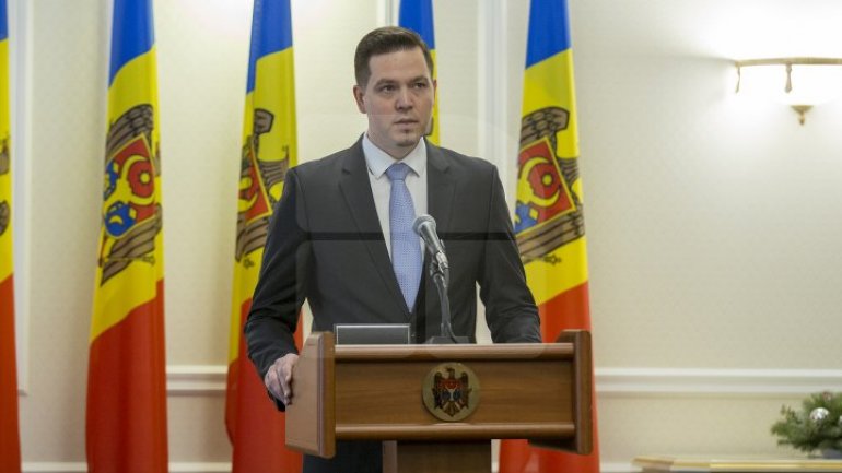 New Ministers start mandates after taking oath. Andrian Candu: Let's write new page for Moldova 