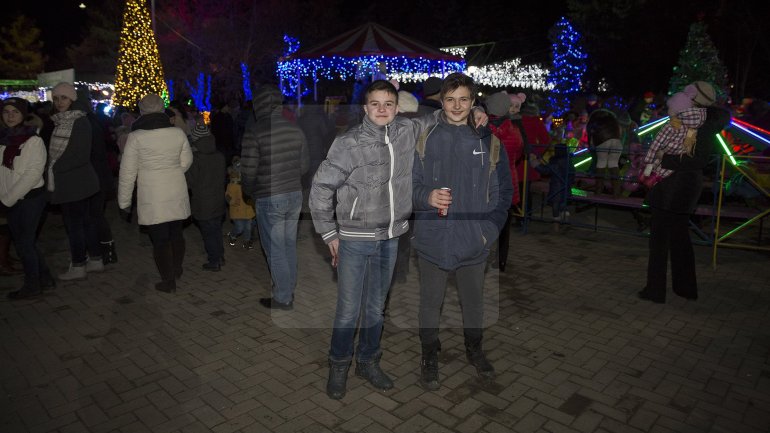 Over 10 000 people from all over Moldova gathered to attend last night's concert in Nisporeni