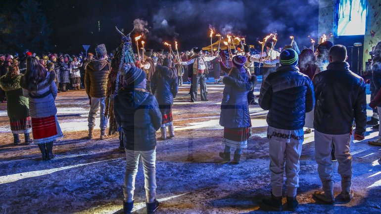 Over 10 000 people from all over Moldova gathered to attend last night's concert in Nisporeni