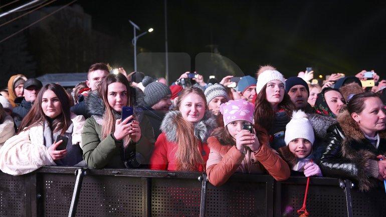 Over 10 000 people from all over Moldova gathered to attend last night's concert in Nisporeni