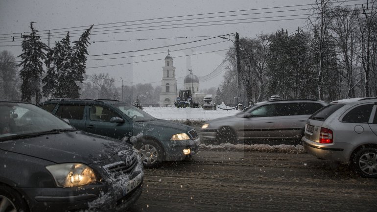 Snow fell in Moldova. Beauty of Chisinau during winter (PHOTOREPORT)