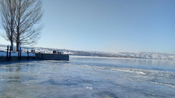 Customs from Soroca and Molovata temporarily suspended, due to river freezing