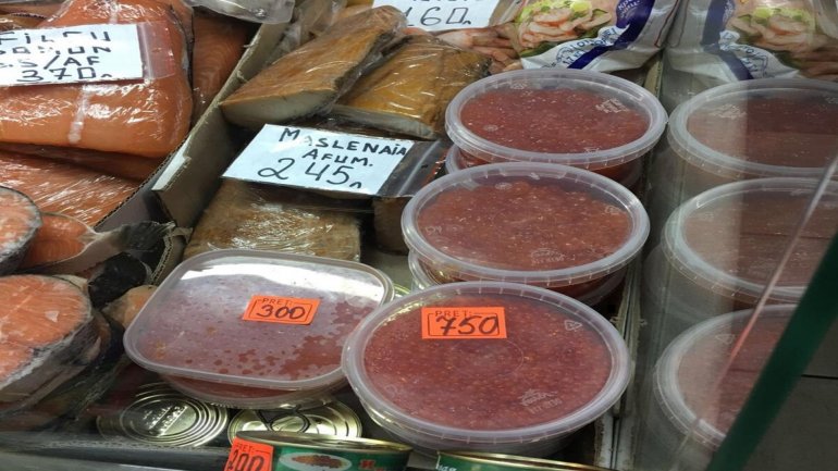 Economic agents selling red caviar with no certificate of origin in Capital risk fines