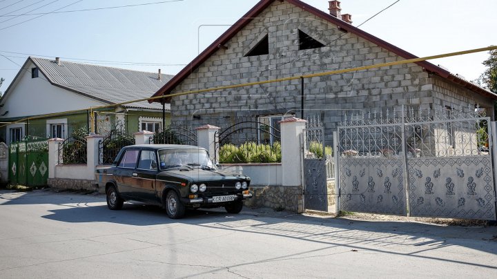 Searches in Soroca. Border guard managed to find and confiscate over 500 bottles of liquor