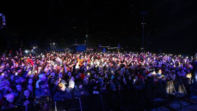 Over 10 000 people from all over Moldova gathered to attend last night's concert in Nisporeni