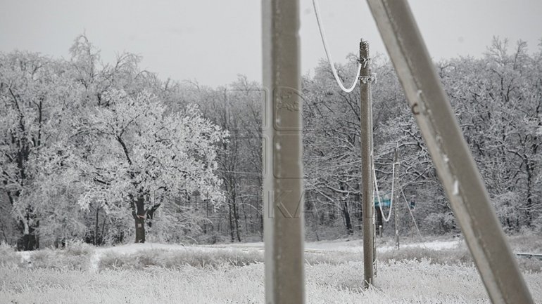 Snow caused power outage in 13 districts