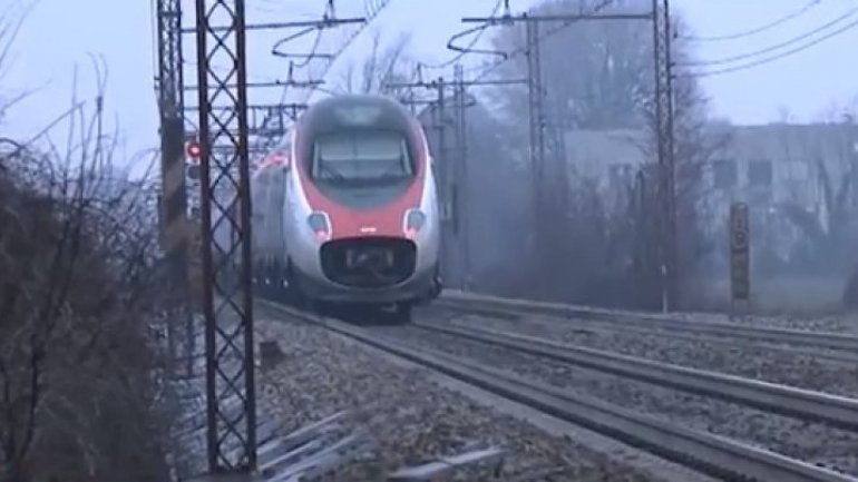 Moldovan threw herself under train in province of Monza and Brianza of Italy