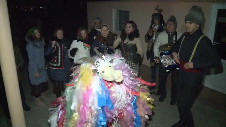 Traditions and customs kept for centuries in Dănceni village