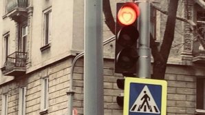 Capital to spread love on Valentine's Day. Heart shaped traffic lights on many intersections from Chisinau