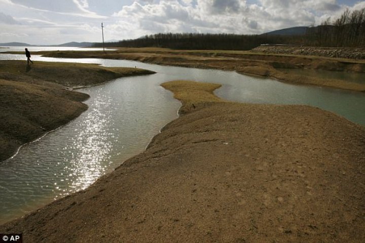 Cape Town faces 'Day Zero' when taps will be turned off as South Africa is hit by severe 