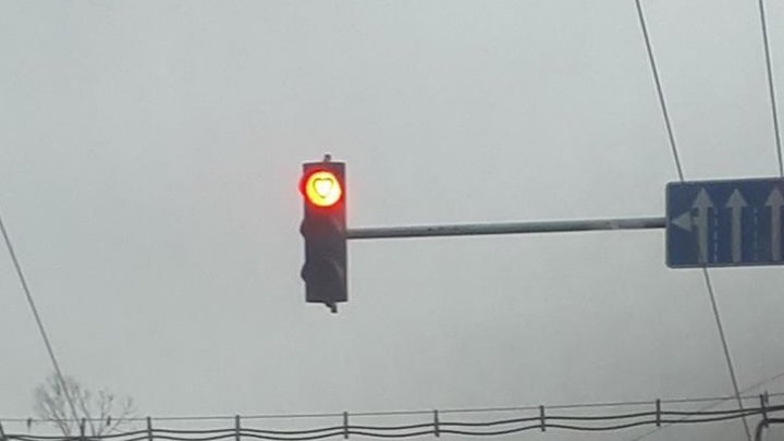 Capital to spread love on Valentine's Day. Heart shaped traffic lights on many intersections from Chisinau