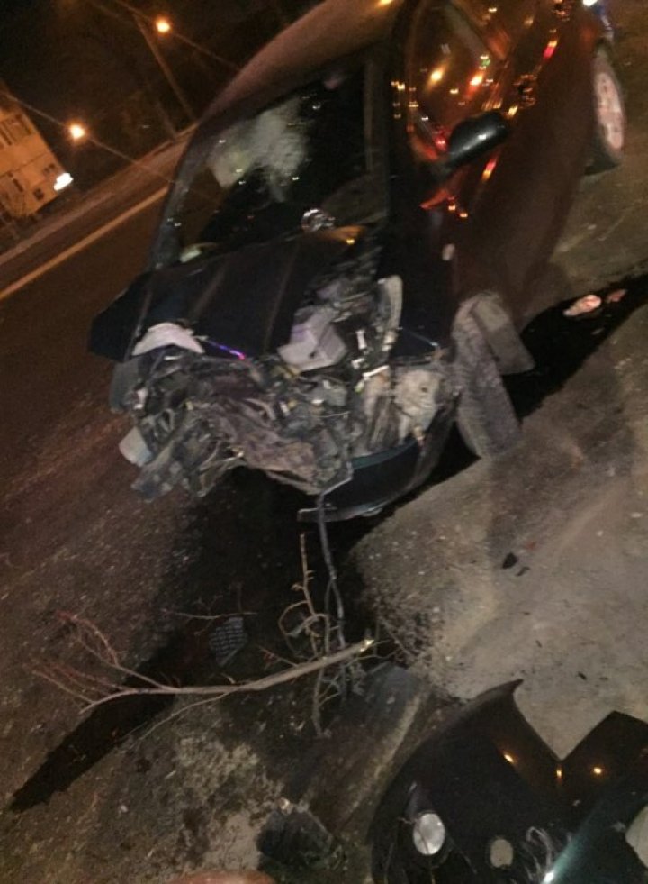 People hospitalized last night after multiple car crashes around the Capital