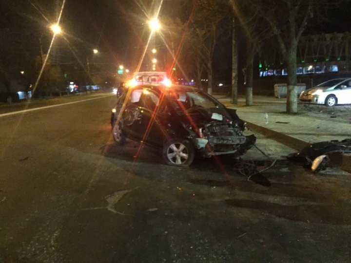 People hospitalized last night after multiple car crashes around the Capital