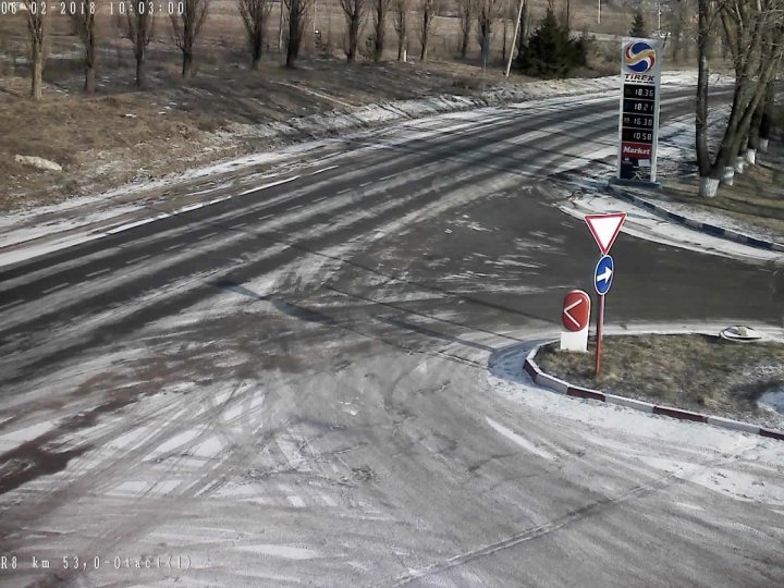 Slight snow in Moldova, 120 vehicles dispatched on national roads