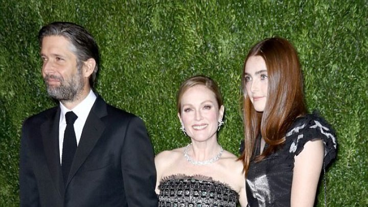 Julianne Moore, Zayn Malik, Rosie Huntington-Whiteley and Elizabeth Banks among celebs attending Tom Ford Women's NYFW show