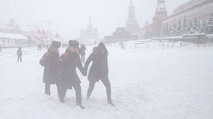 Russia snow storm: One dead and several more injured