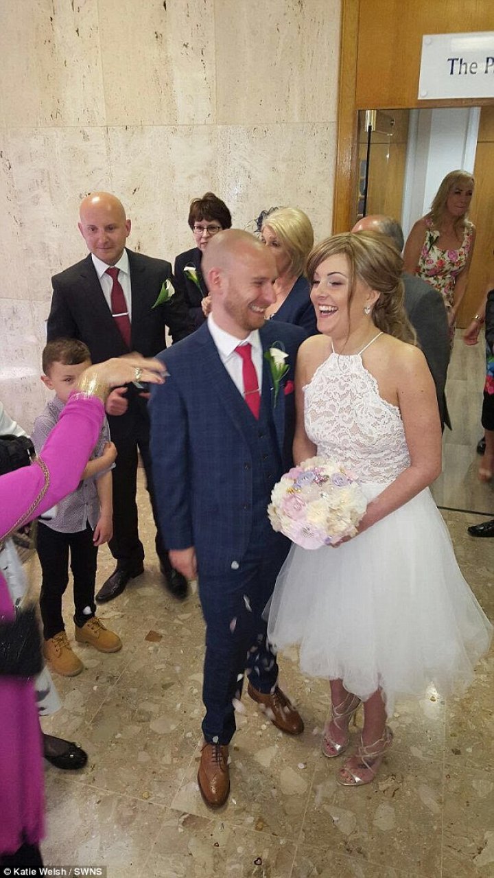 Woman, 33, diagnosed with cancer organised her entire wedding while inside an isolation unit for six weeks