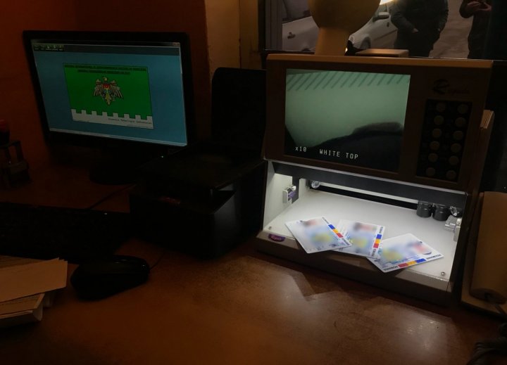 Four citizens of Moldova tried their luck to cross the borders with false documents