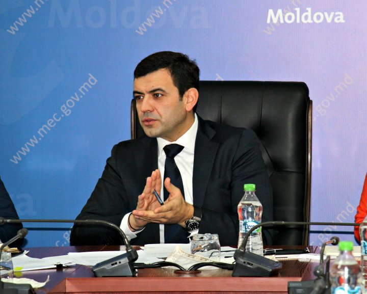 Creation of favorable and attractive business environment for both local and foreign investors discussed within Government