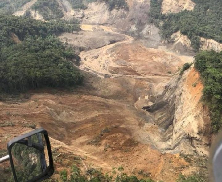 14 people died after powerful earthquake caused landslides in remote region of Papua New Guinea