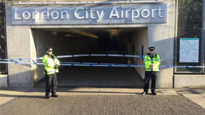 London City Airport closed after WW2 bomb was found nearby in the River Thames