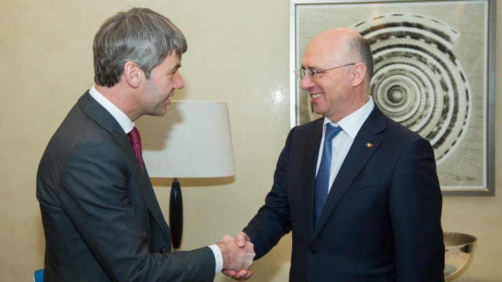 PM Pavel Filip and German foreign policy adviser, Jan Hecker spoke of Moldova - Germany relations in Munich