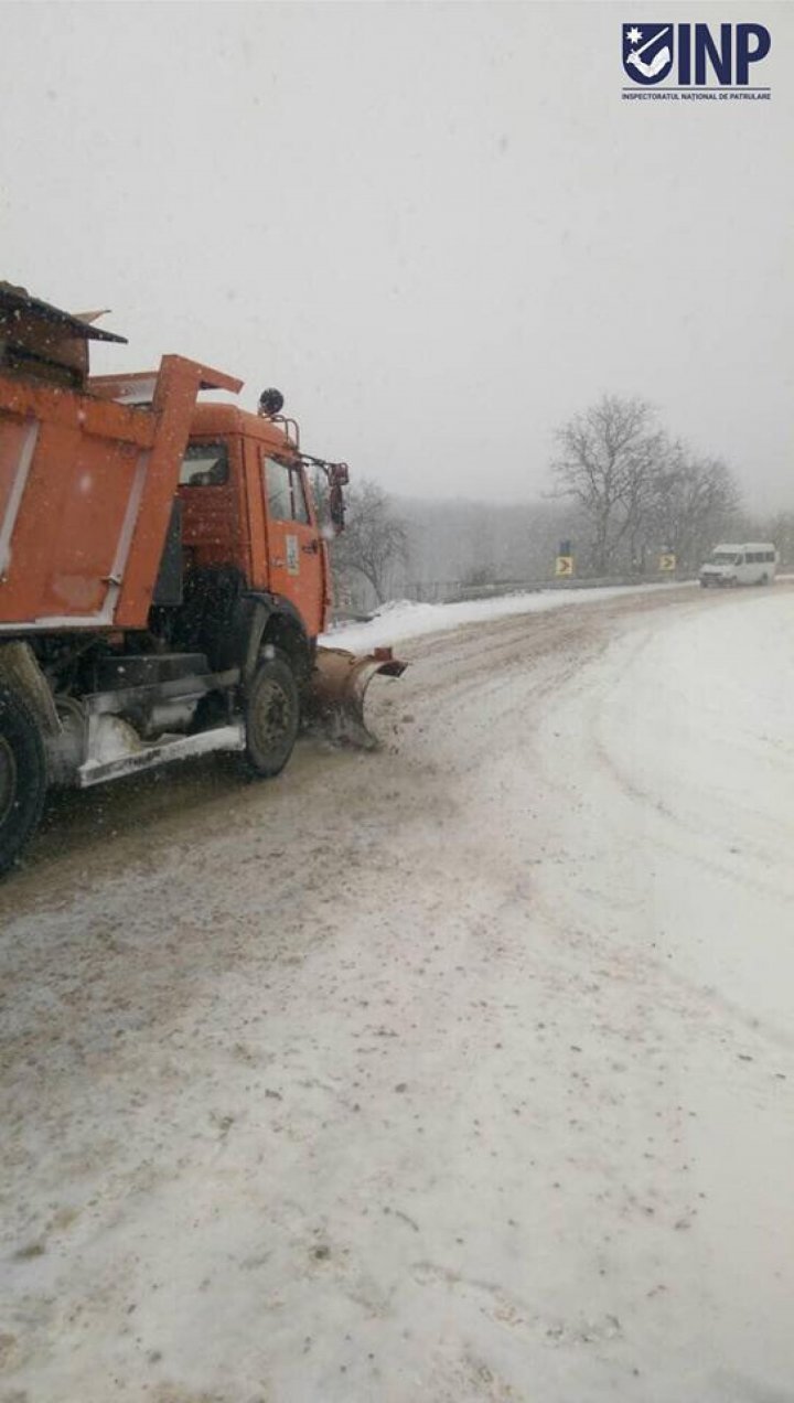 Winter storm in Moldova. State of National Roads