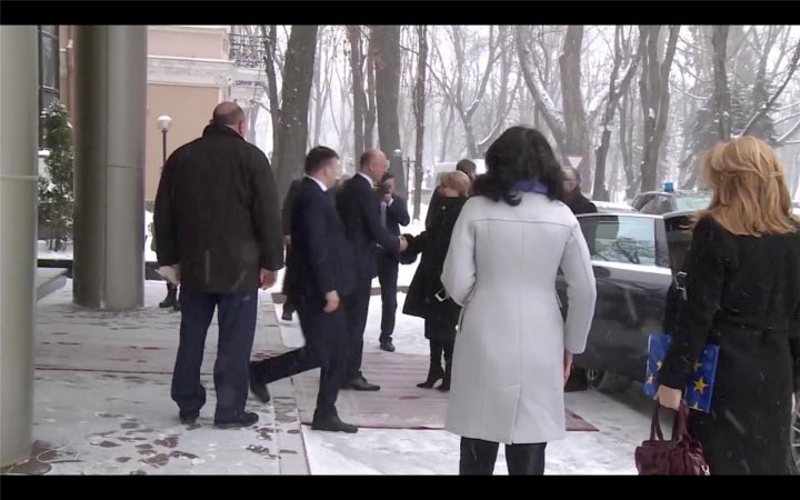 Prime Minister of Romania, Viorica Dăncilă arrived in Chisinau. Official was met by Prime Minister Pavel Filip