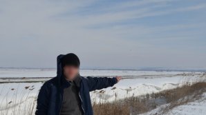 Two men were caught attempting to illegally cross the border, one of them being wanted by German authorities