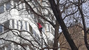 Hero policeman. Balti IP chief saved suicidal young woman