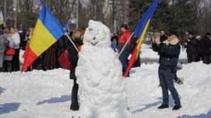 Unionist rally from Chisinau gathered thousands of people from both Moldova and Romania